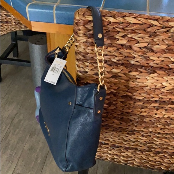 Authentic Michael Kors Shoulder Bag - Picture 2 of 5